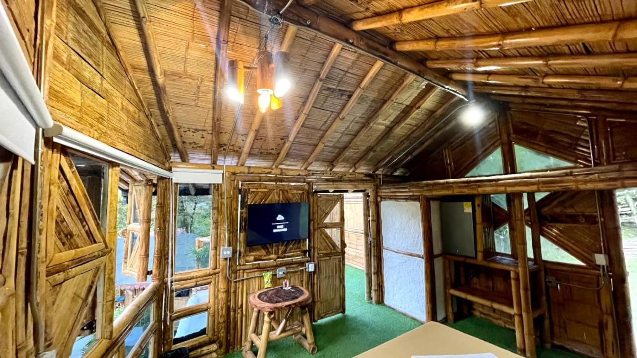 Hosteria El Sendero - Кокорна Екстер'єр фото
