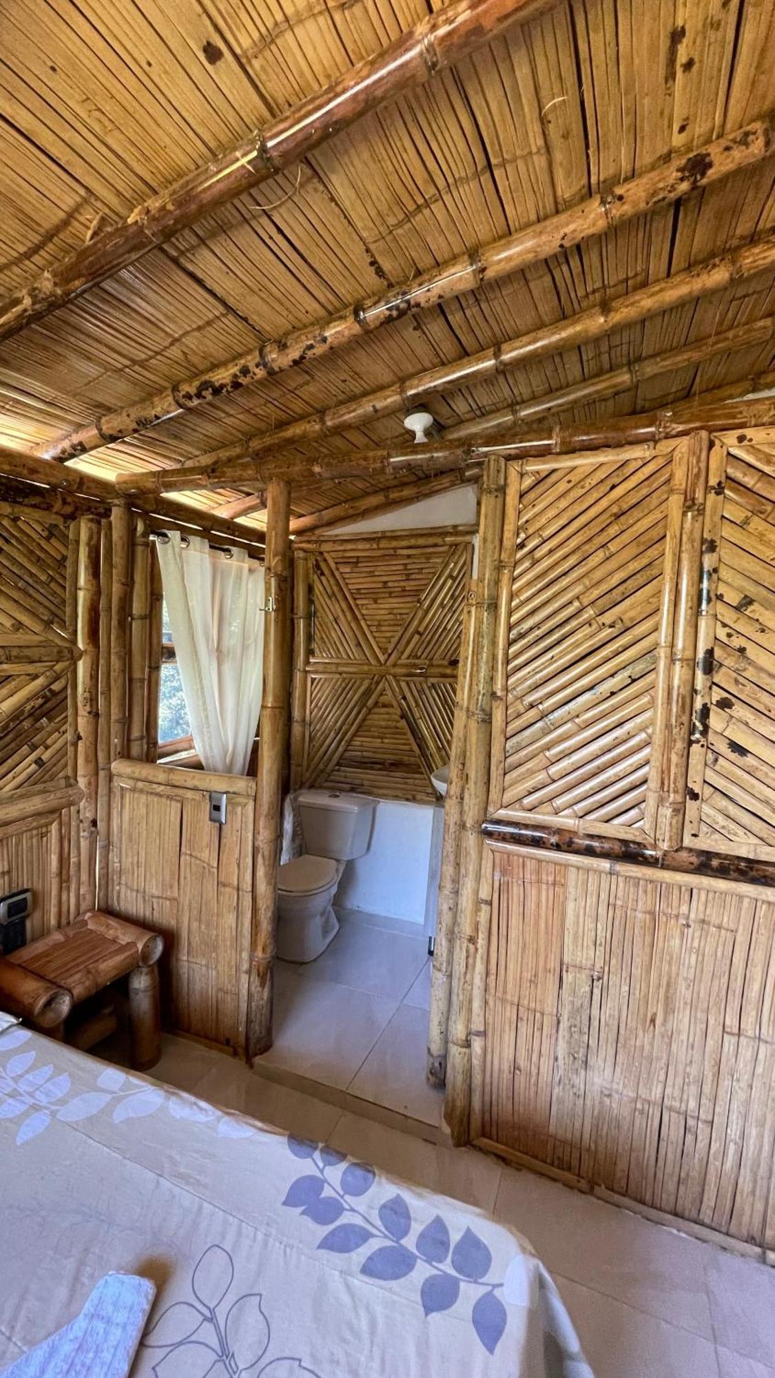Hosteria El Sendero - Кокорна Екстер'єр фото